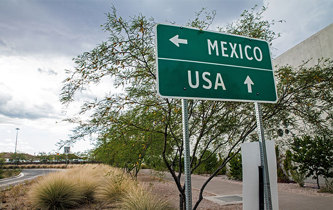 Mexico-USA Sign
